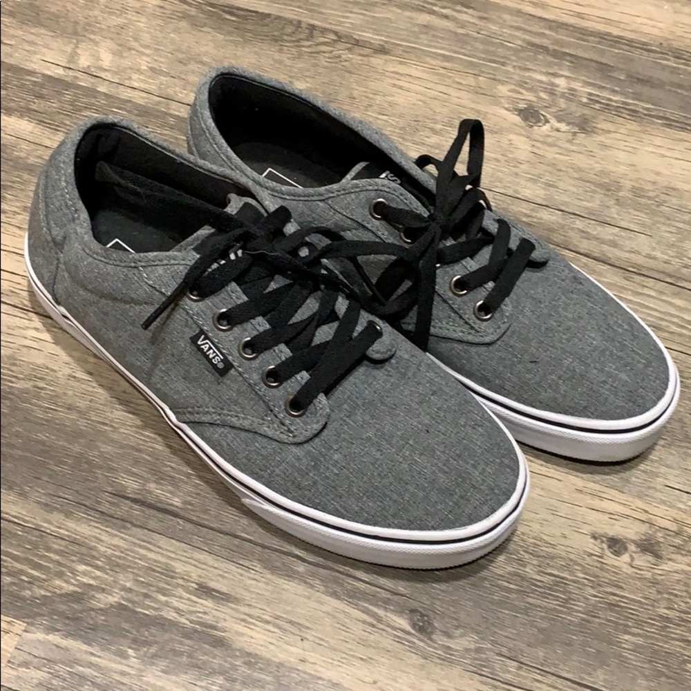 Vans shoes (men’s 8)